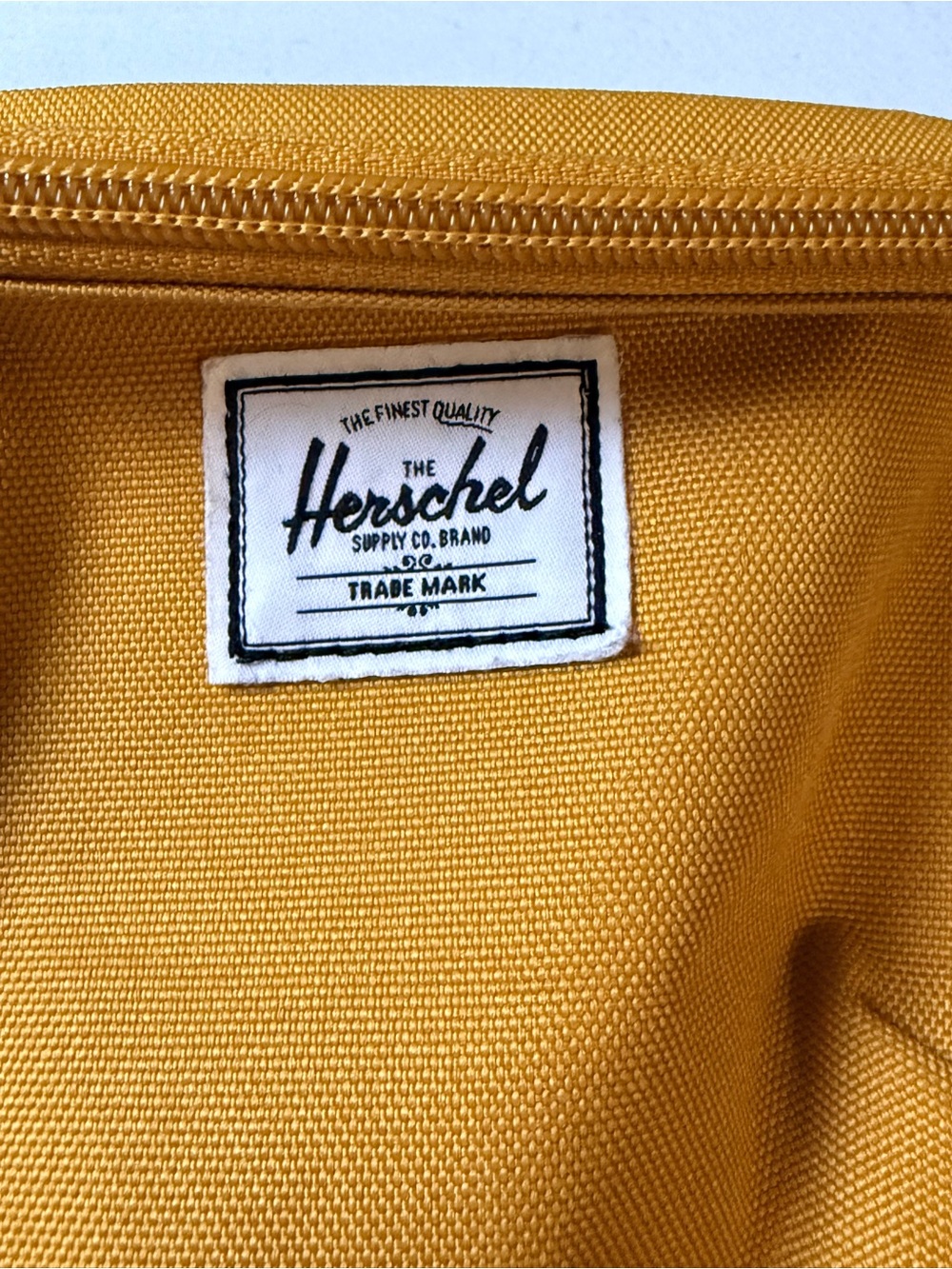 Herschel Supply Co Mustard Yellow Fanny Pack Belt Bag Hip Pack Crossbody - Picture 4 of 5
